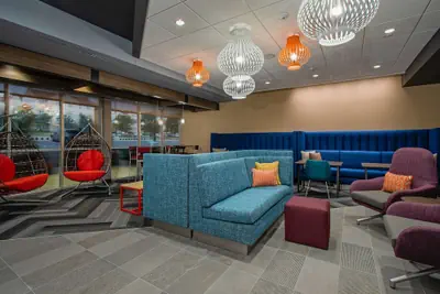 Photo 3 - Tru by Hilton Columbus Airport
