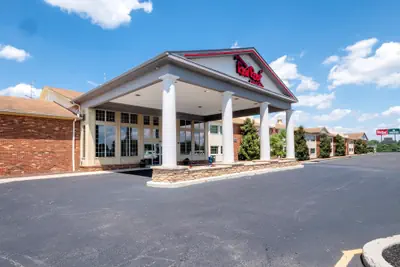 Photo 2 - HomeTowne Studios by Red Roof Wilmington - New Castle