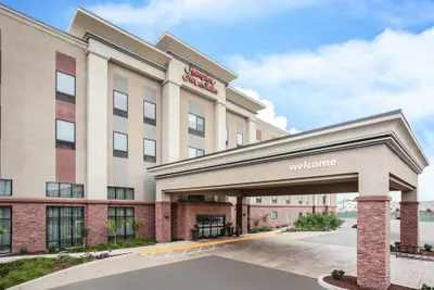 Photo 2 - Hampton Inn & Suites Watsonville