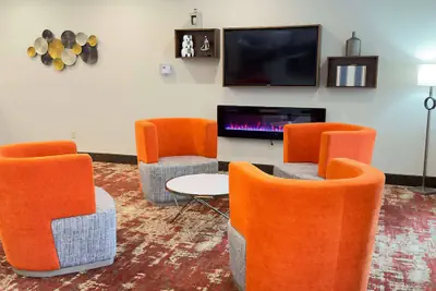 Photo 5 - La Quinta Inn & Suites by Wyndham Jackson/Cape Girardeau