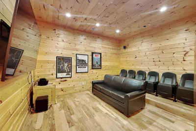 Photo 4 - Gatlinburg Escape by Jackson Mountain Rentals