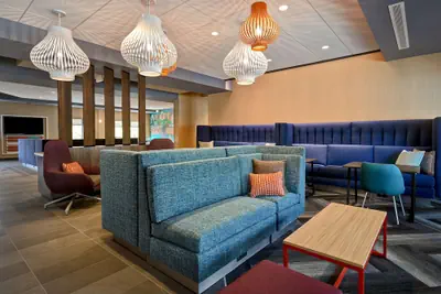 Photo 4 - Tru by Hilton Manchester Downtown