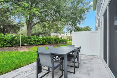 Photo 2 - Spectrum Resort Villas Orlando and Waterparks