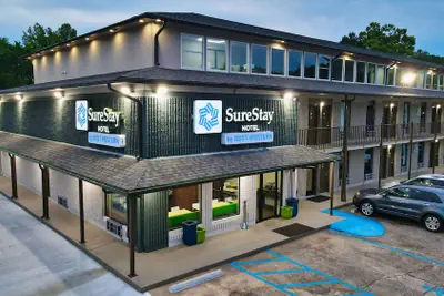 Photo 2 - SureStay Hotel by Best Western Jasper