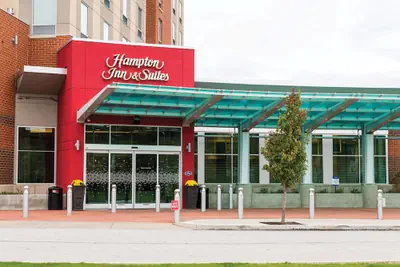 Photo 2 - Hampton Inn & Suites Erie Bayfront