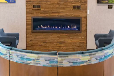 Photo 5 - Hampton Inn & Suites Erie Bayfront
