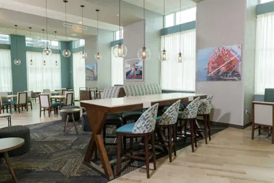 Photo 4 - Hampton Inn & Suites Erie Bayfront