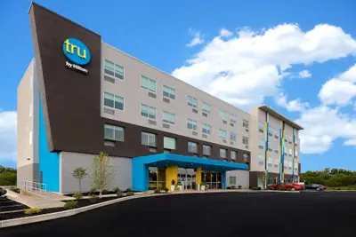 Photo 2 - Tru by Hilton Grantville, PA