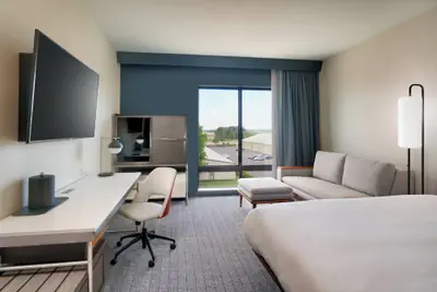 Photo 4 - Courtyard by Marriott Ames