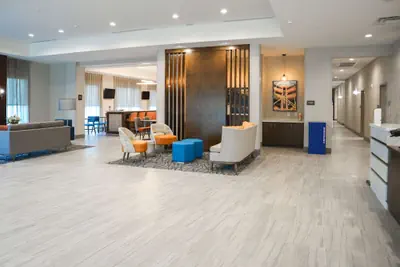 Photo 2 - Comfort Suites Gainesville near University