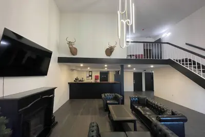 Photo 5 - Guest Lodge