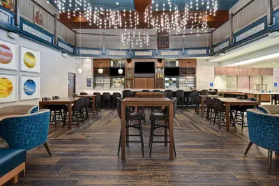 Photo 4 - Hilton Garden Inn Kalamazoo