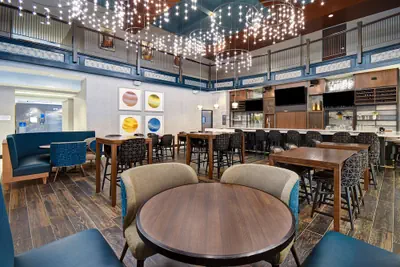 Photo 3 - Hilton Garden Inn Kalamazoo