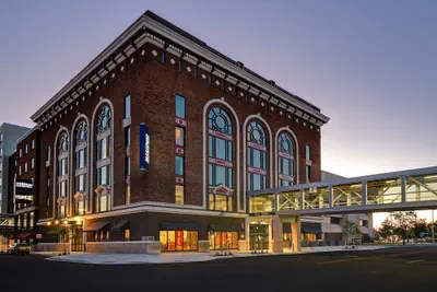 Photo 2 - Hilton Garden Inn Kalamazoo