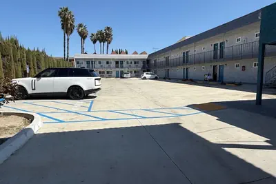 Photo 2 - Travel Inn Motel