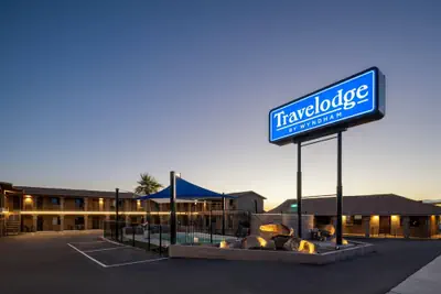 Photo 2 - Travelodge by Wyndham Parker