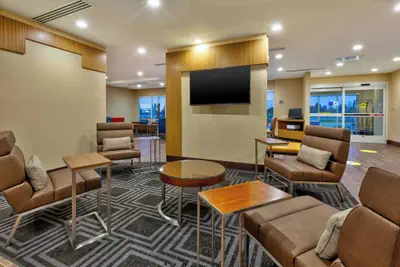 Photo 3 - TownePlace Suites by Marriott Grand Rapids Airport Southeast