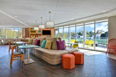 Photo 3 - Home2 Suites by Hilton Savannah Midtown, GA