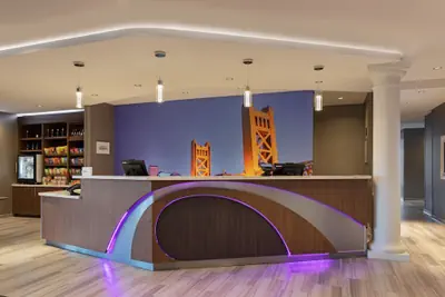 Photo 4 - SpringHill Suites by Marriott West Sacramento