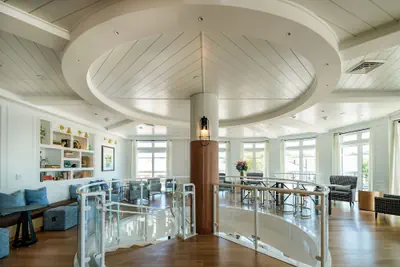 Photo 4 - The Brenton Hotel