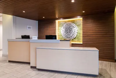 Photo 3 - Fairfield Inn & Suites by Marriott Menifee