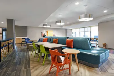 Photo 4 - Home2 Suites by Hilton Springdale Cincinnati