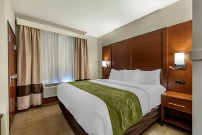 Photo 5 - Comfort Suites Grand Island South