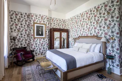 Photo 2 - National Exchange Hotel