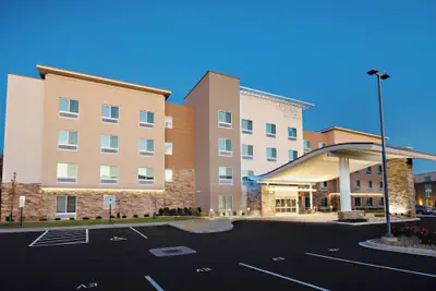 Photo 2 - Fairfield Inn & Suites by Marriott Dayton North