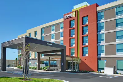 Photo 2 - Home2 Suites by Hilton Largo