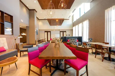 Photo 4 - Hampton Inn & Suites Aurora South Denver