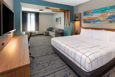 Photo 5 - La Quinta Inn & Suites by Wyndham Dallas - Frisco Stadium
