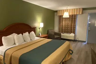 Photo 3 - Cabarrus Inn