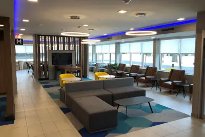 Photo 3 - Microtel Inn & Suites by Wyndham Hot Springs