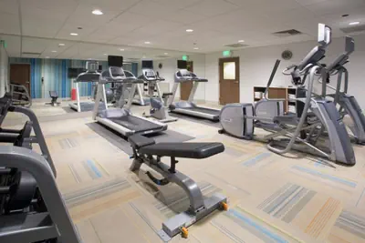 Photo 5 - Holiday Inn Express & Suites Bardstown by IHG