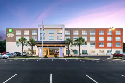Photo 2 - Holiday Inn Express & Suites Rock Hill by IHG