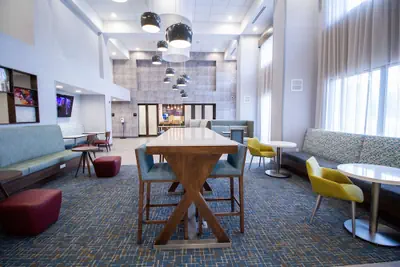 Photo 4 - Hampton Inn & Suites North Attleboro