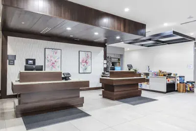 Photo 3 - Hilton Garden Inn Detroit Utica