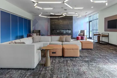 Photo 2 - Hilton Garden Inn Detroit Utica