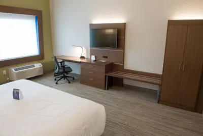 Photo 5 - Holiday Inn Express & Suites Dayton North - Vandalia by IHG