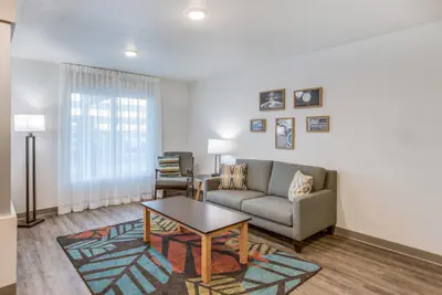 Photo 3 - WoodSpring Suites Novi Farmington
