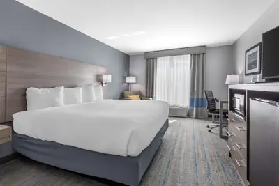 Photo 2 - Best Western Plus Stephenville Inn