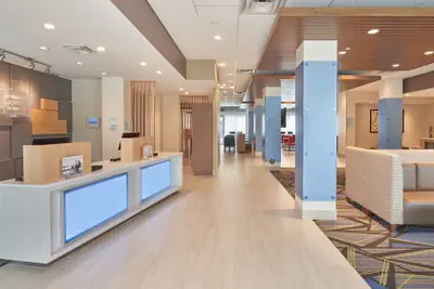 Photo 3 - Holiday Inn Express Doral Miami by IHG