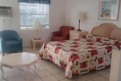 Photo 4 - Richard's Motel Extended Stay