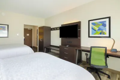 Photo 5 - Holiday Inn Express & Suites Abingdon by IHG