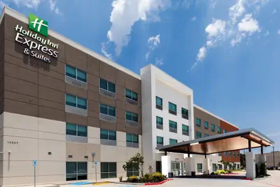 Photo 2 - Holiday Inn Express & Suites Stafford NW - Sugar Land by IHG