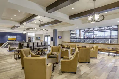 Photo 3 - SpringHill Suites by Marriott Topeka Southwest