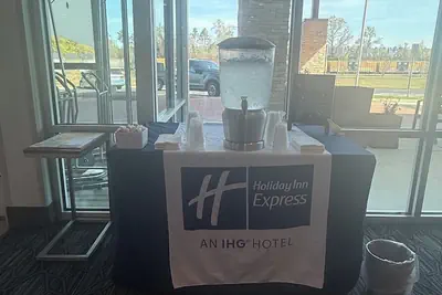 Photo 4 - Holiday Inn Express Vidalia by IHG
