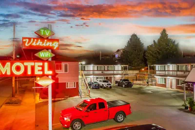 Photo 2 - Viking Motel