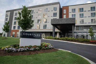 Photo 2 - Courtyard by Marriott Greenville Mauldin